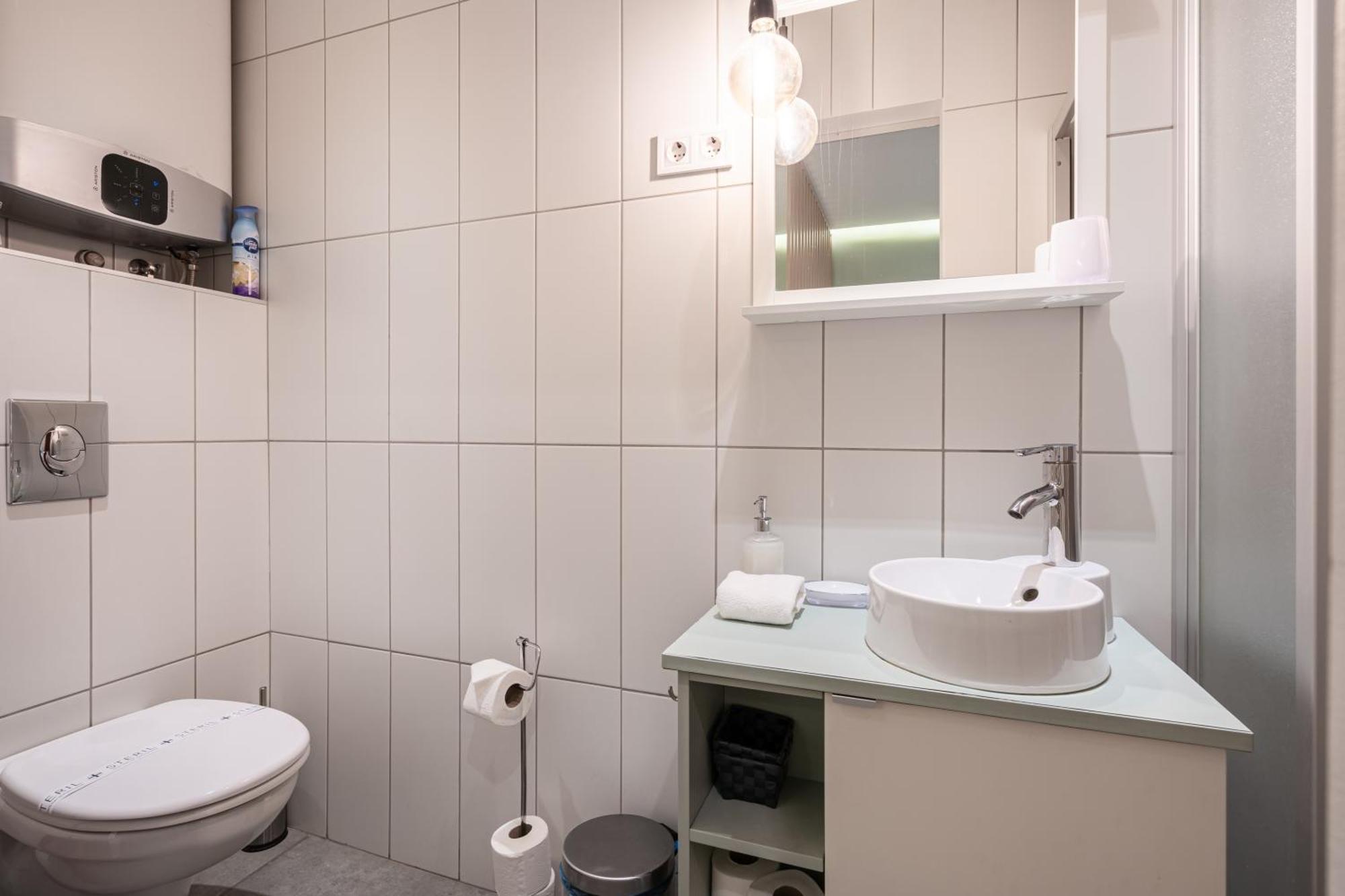 Cozy Little Flat In The City Center بودابست المظهر الخارجي الصورة